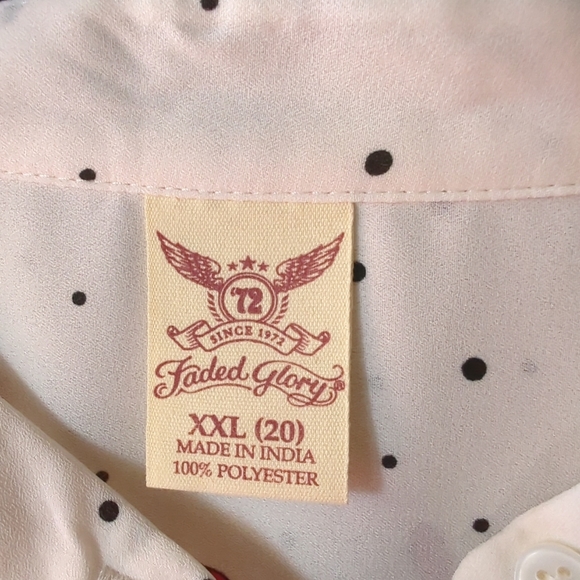 Faded Glory Button Up Top Size 16 Lips Pattern Polyester Non Wrinkle Long Sleeve - Picture 6 of 13